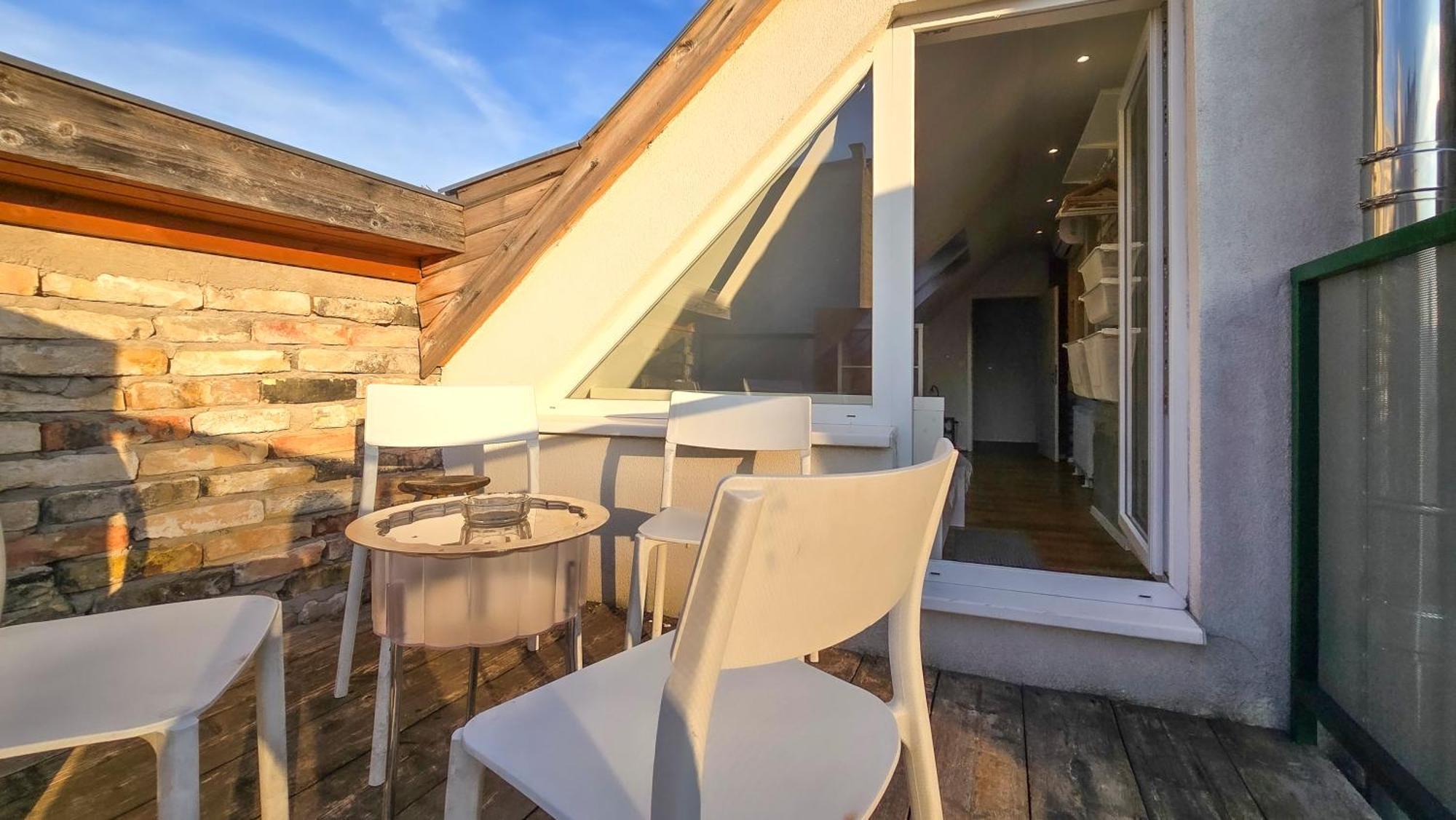 Upartments Apartamento Budapeste Exterior foto